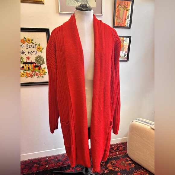 Vintage 1980s/90s Oversized Red Wool Knit Cardigan – XL to 3X Fit - Picture 1 of 11